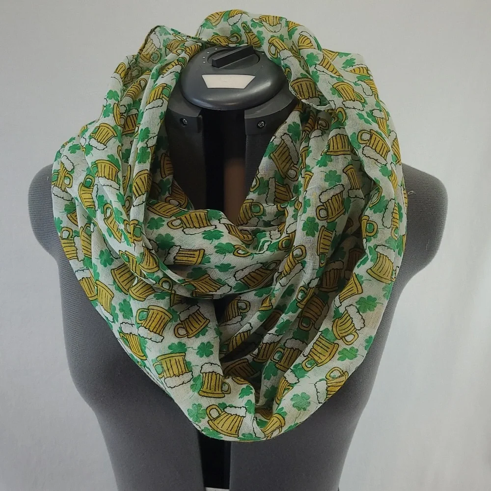 Lot of 9 infinity scarves including Halloween ๐ Christmas ๐ and more! - Picture 12 of 16